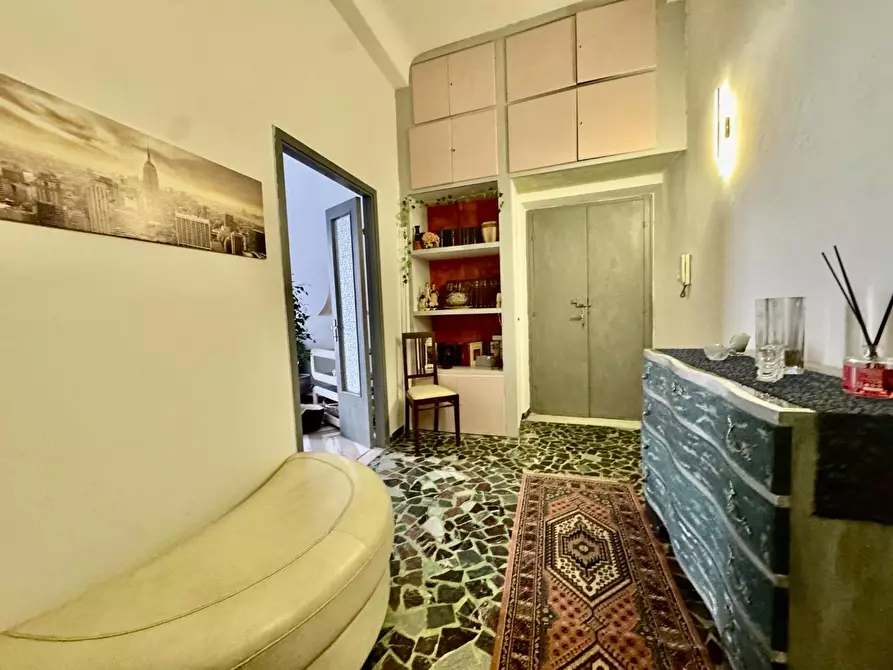 Immagine 9 di Appartamento in vendita  a Massa