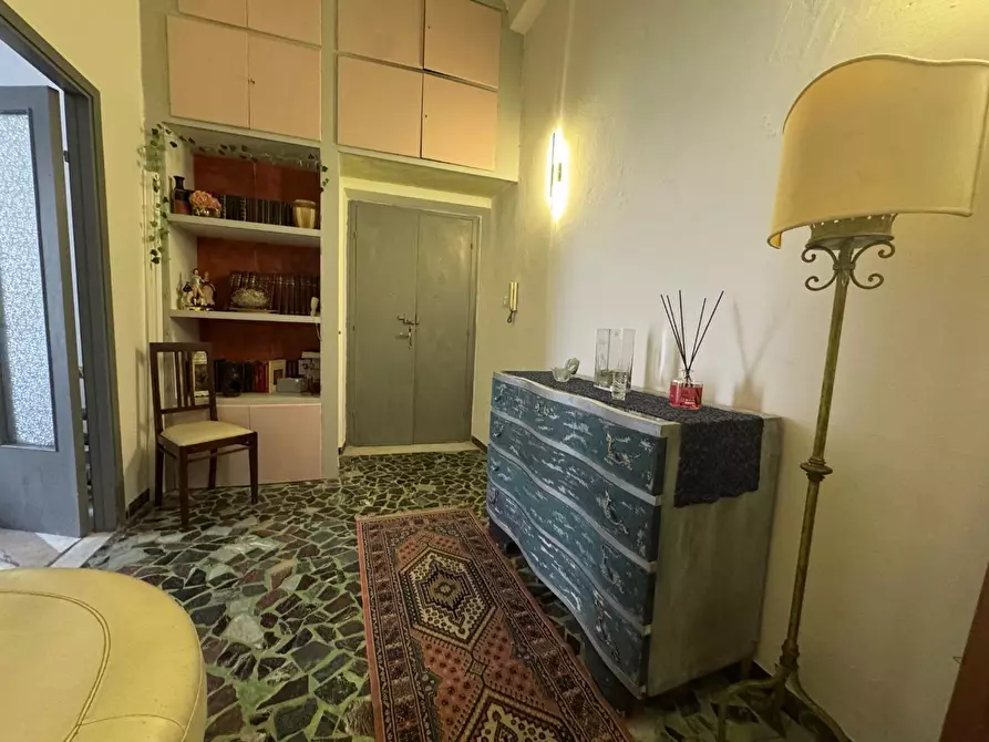 Immagine 8 di Appartamento in vendita  a Massa