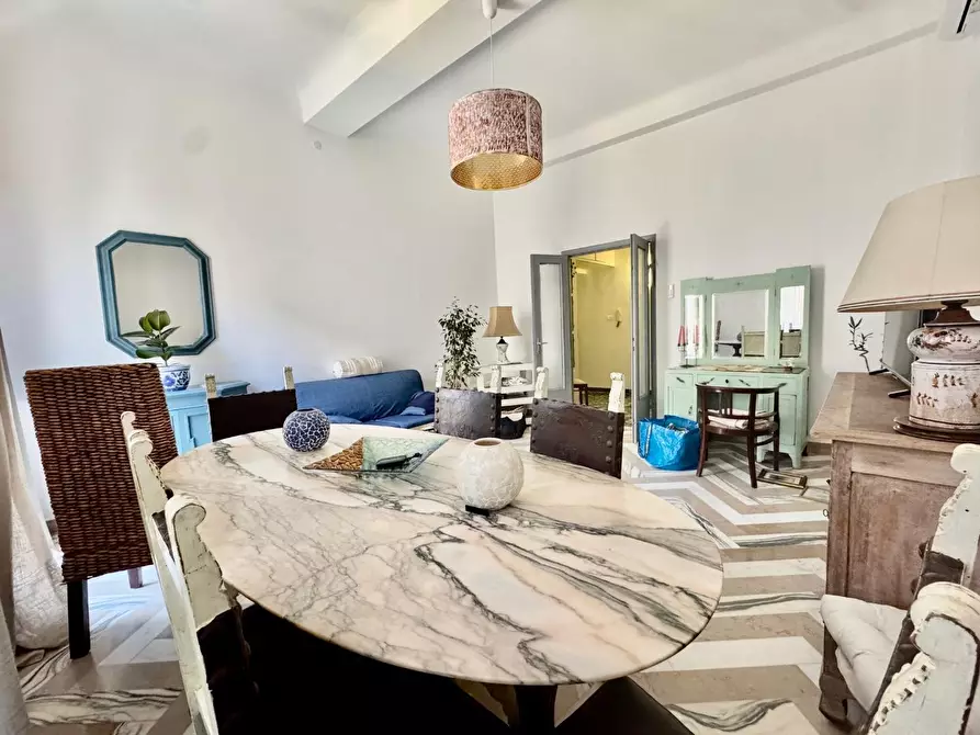 Immagine 4 di Appartamento in vendita  a Massa