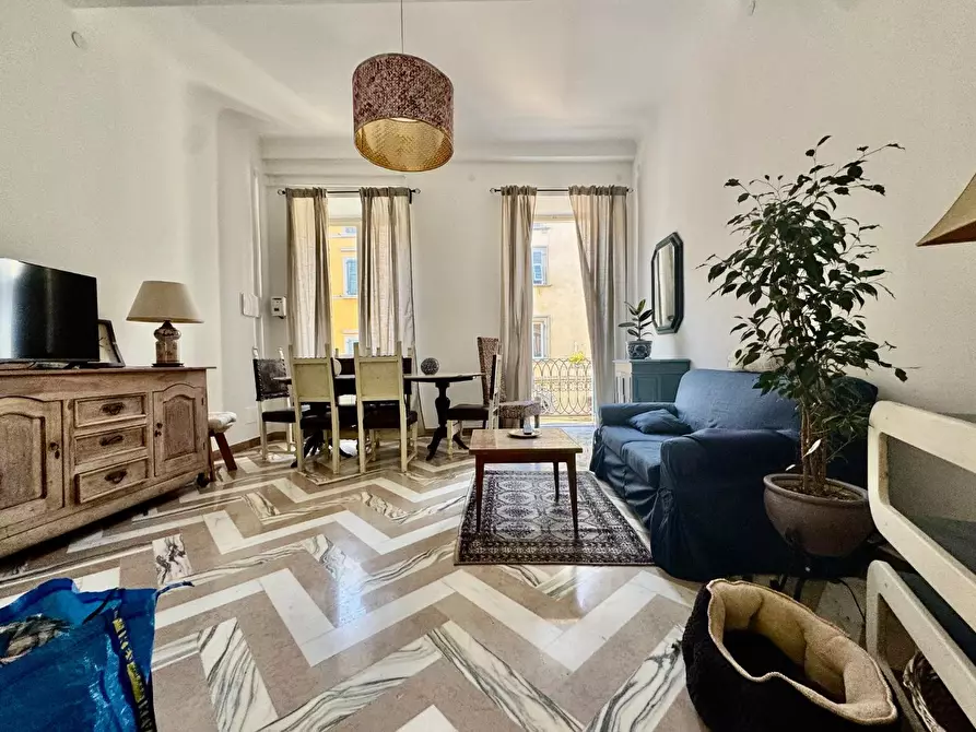 Immagine 3 di Appartamento in vendita  a Massa