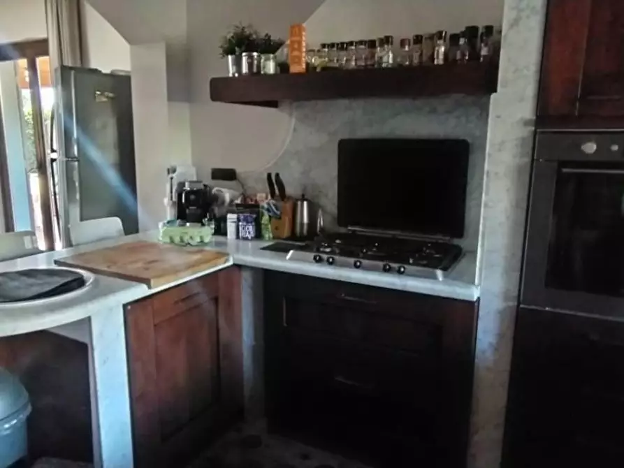 Immagine 17 di Villa in vendita  a Montignoso