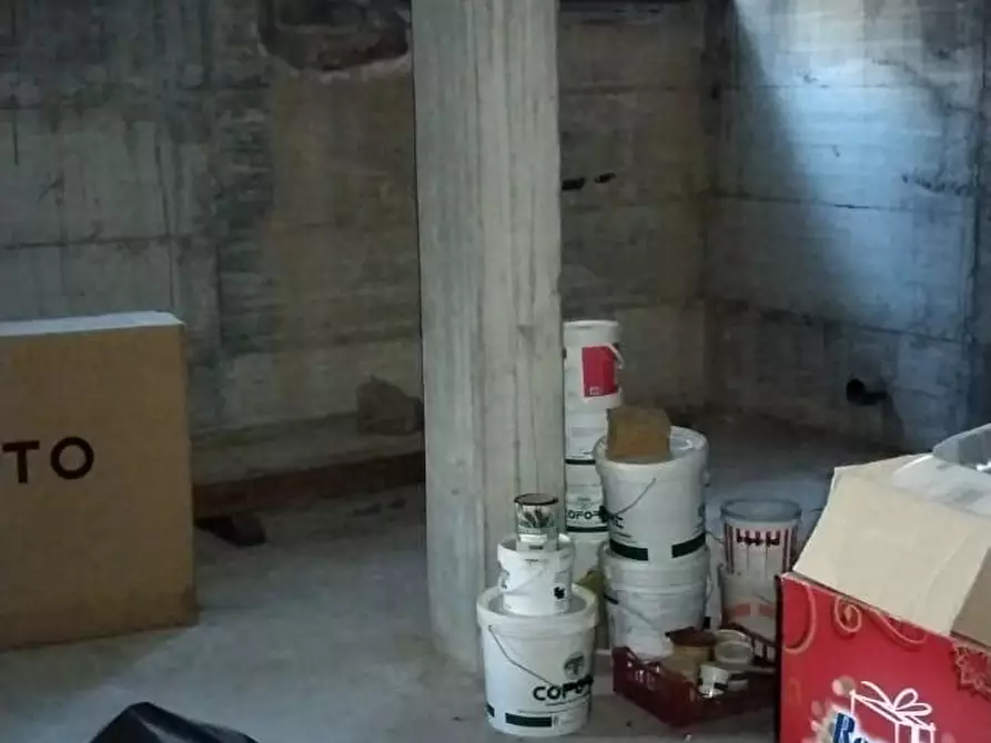 Immagine 18 di Villa in vendita  a Montignoso