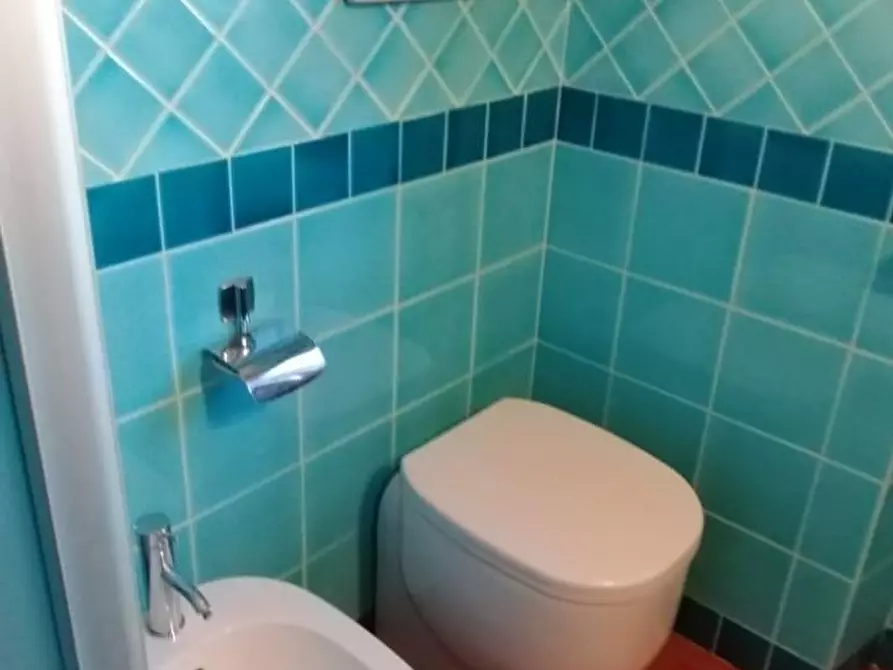 Immagine 26 di Villa in vendita  a Montignoso