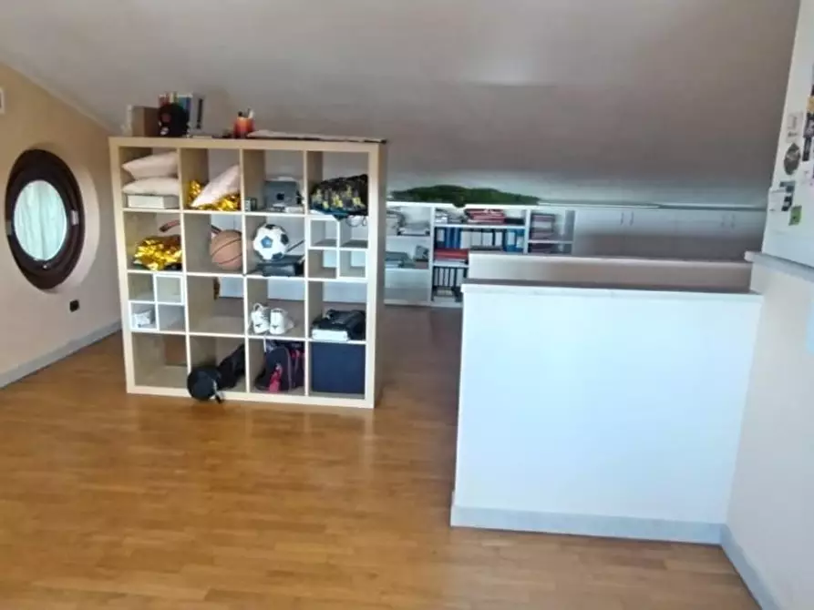 Immagine 14 di Villa in vendita  a Montignoso