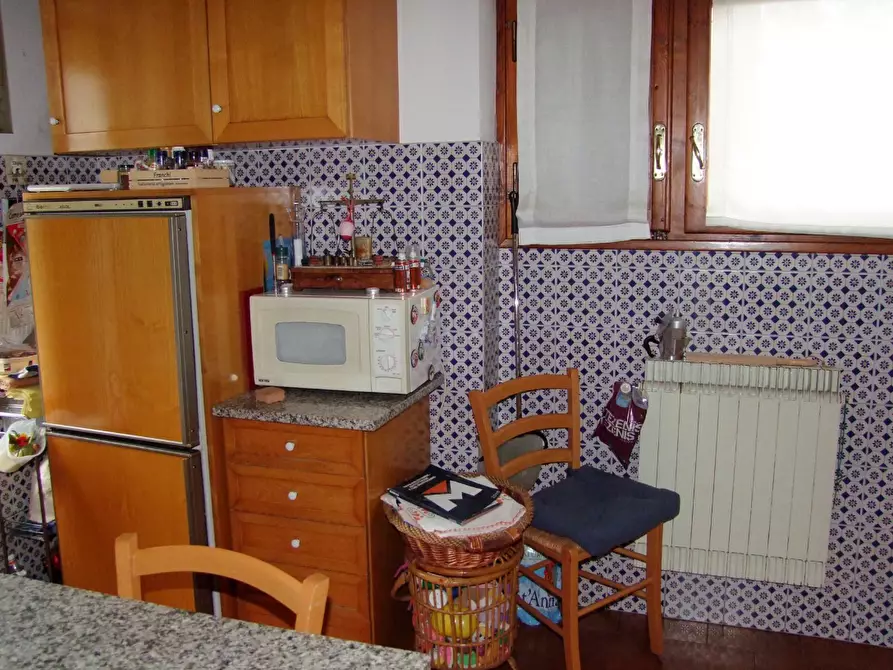 Immagine 4 di Villa in vendita  a Pelago