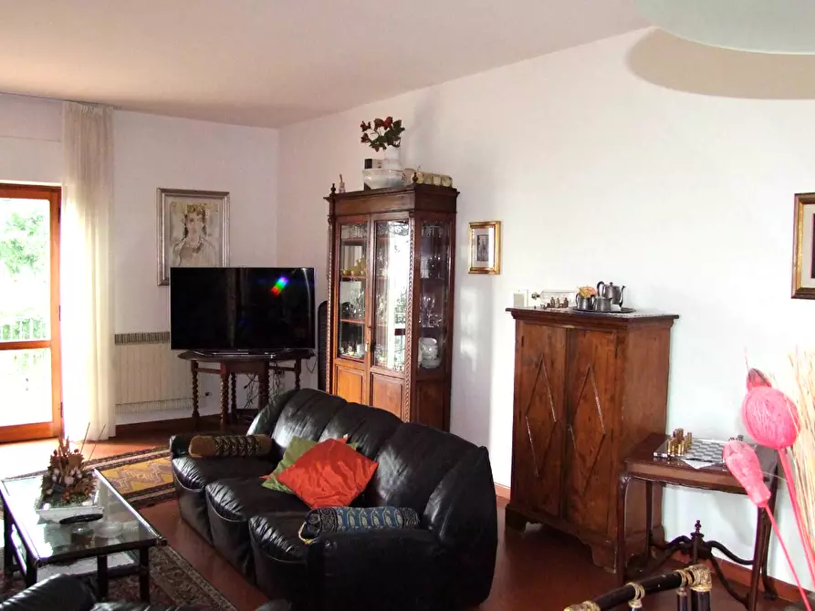 Immagine 9 di Villa in vendita  a Pelago