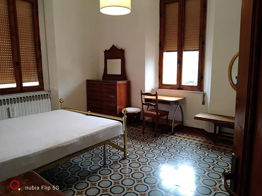 Immagine 4 di Appartamento in affitto  a Siena