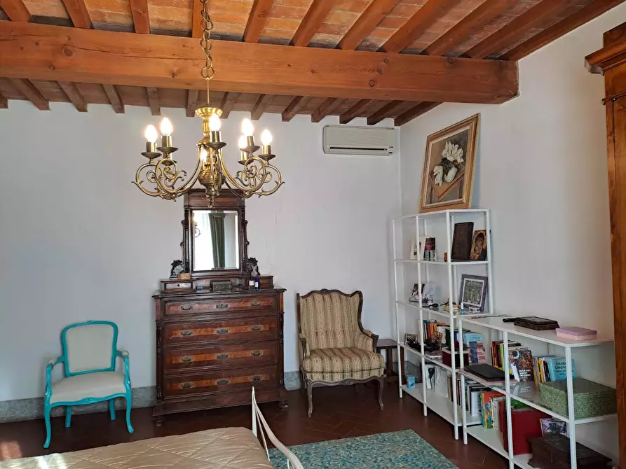 Immagine 11 di Casa semindipendente in vendita  a Vicopisano