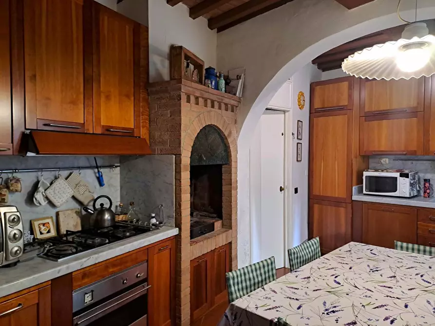 Immagine 9 di Casa semindipendente in vendita  a Vicopisano