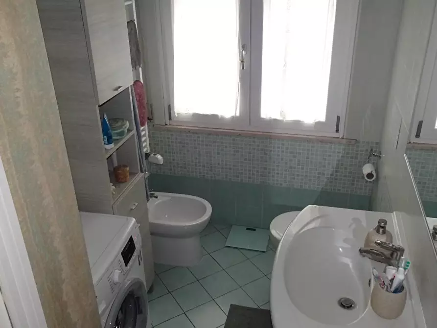 Immagine 25 di Mansarda in vendita  a Cascina