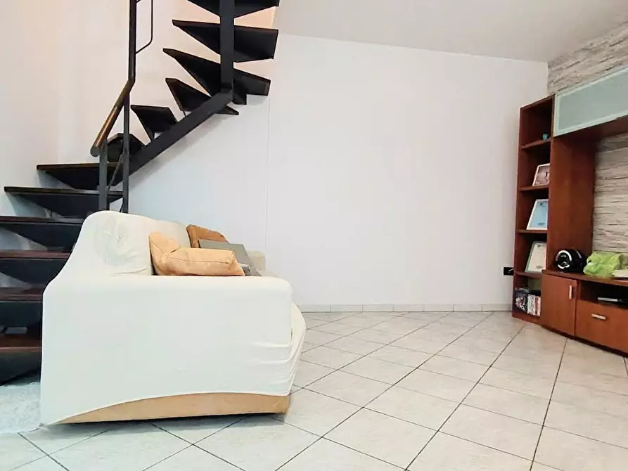 Immagine 1 di Terratetto in vendita  a Collesalvetti