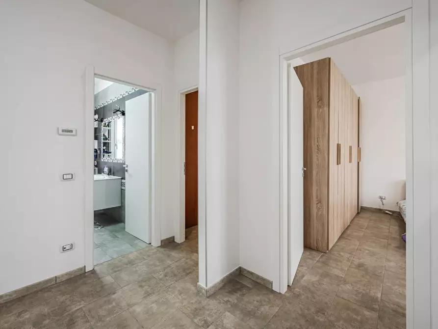 Immagine 5 di Appartamento in vendita  a Bagnolo In Piano