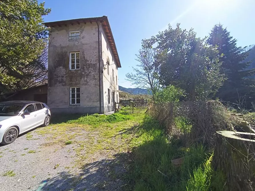 Immagine 25 di Casa indipendente in vendita  a Borgo A Mozzano