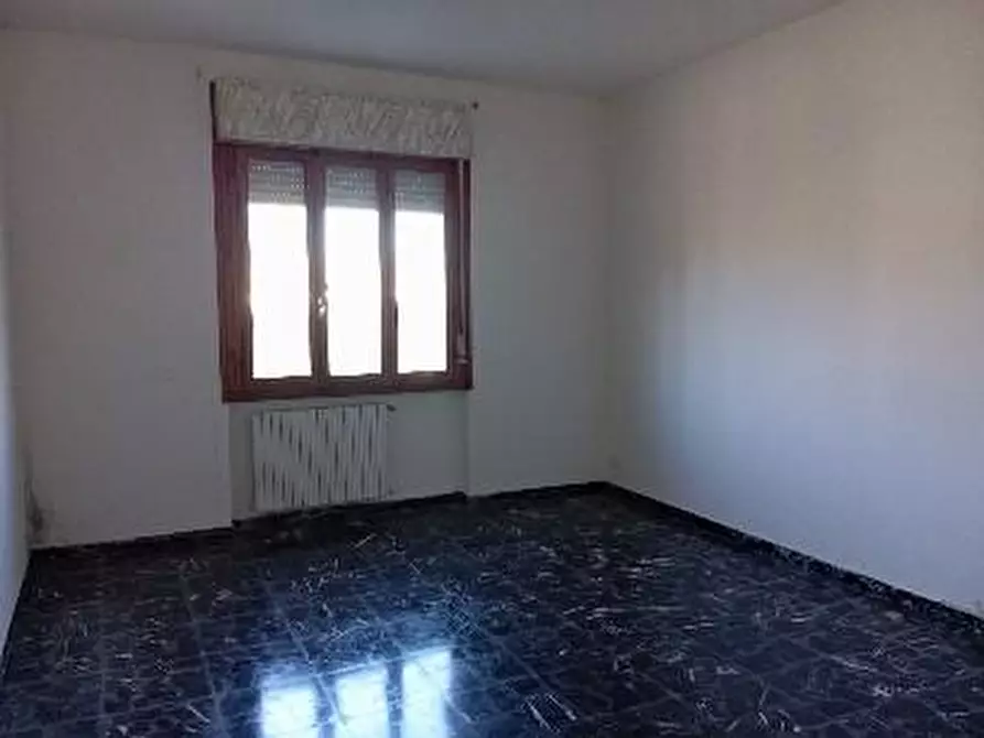 Immagine 14 di Appartamento in vendita  a Poggibonsi