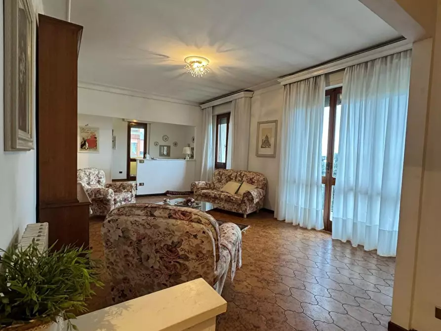 Immagine 17 di Appartamento in vendita  a Pisa