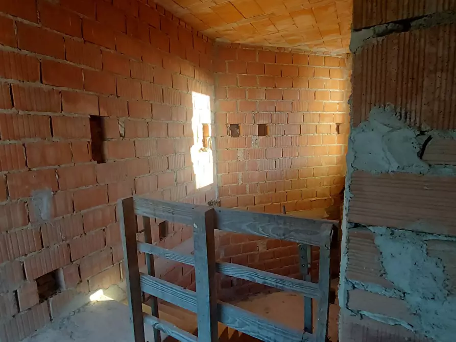 Immagine 11 di Villa in vendita  a Massarosa