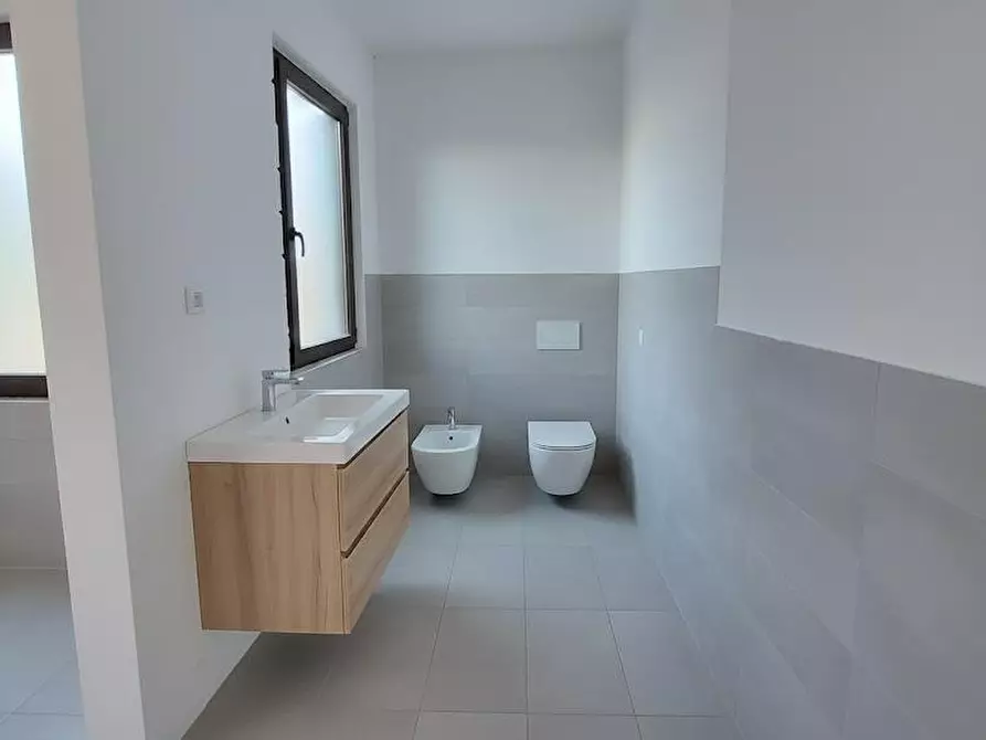 Immagine 35 di Villa in vendita  a Massarosa