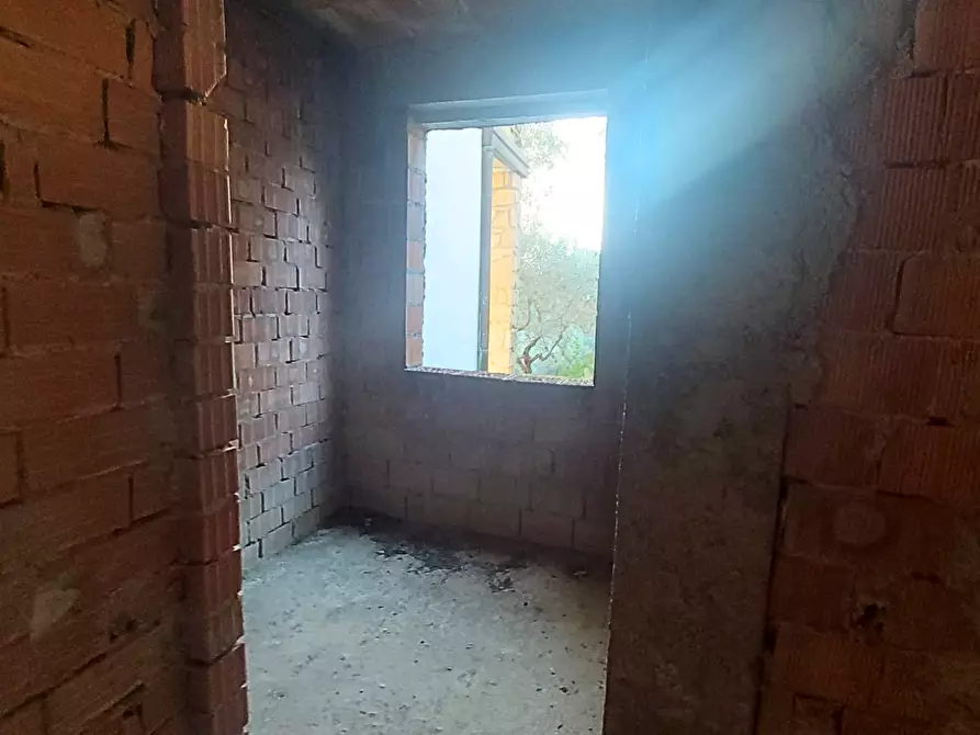 Immagine 8 di Villa in vendita  a Massarosa