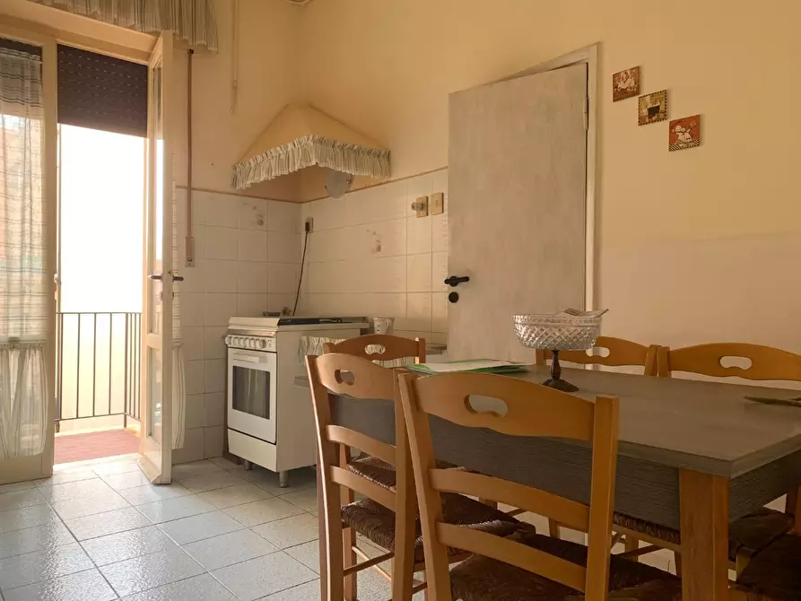 Immagine 4 di Appartamento in vendita  a Livorno