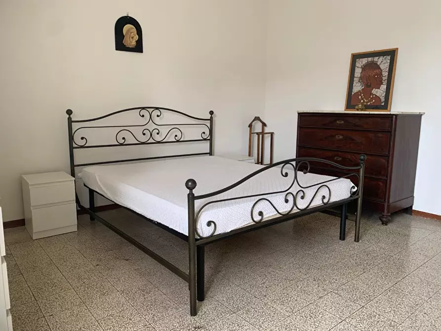 Immagine 11 di Appartamento in vendita  a Livorno