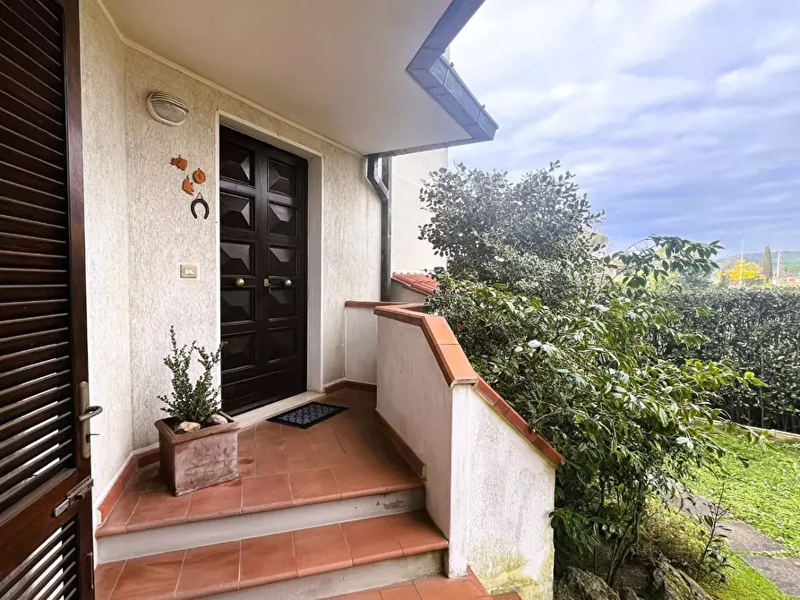 Immagine 20 di Villa in vendita  a Rosignano Marittimo