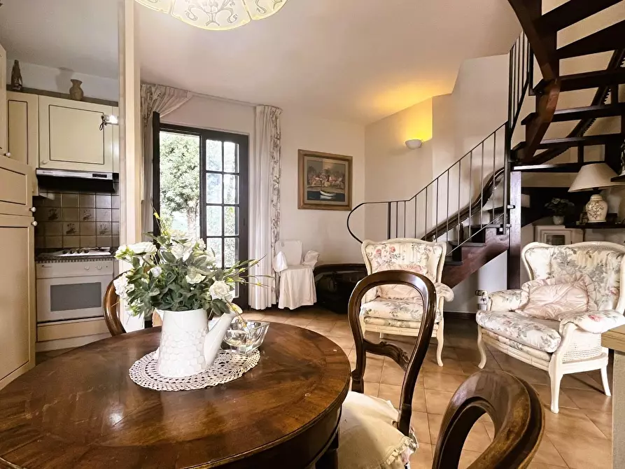 Immagine 31 di Villa in vendita  a Rosignano Marittimo