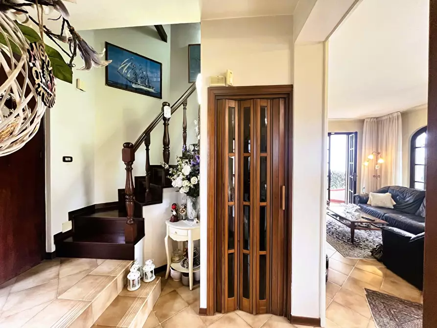 Immagine 19 di Villa in vendita  a Rosignano Marittimo