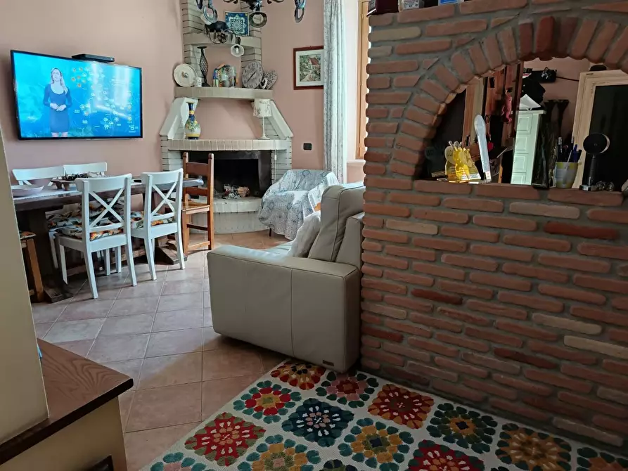 Immagine 2 di Appartamento in vendita  a Rosignano Marittimo