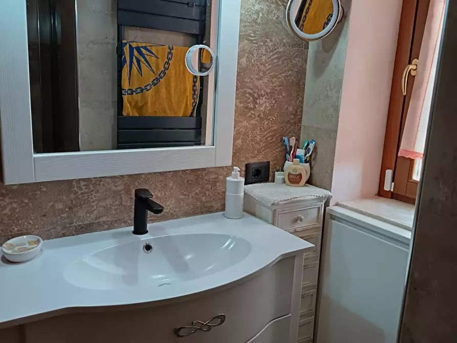 Immagine 20 di Appartamento in vendita  a Rosignano Marittimo