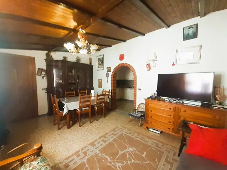 Immagine 3 di Appartamento in vendita  a Capannori