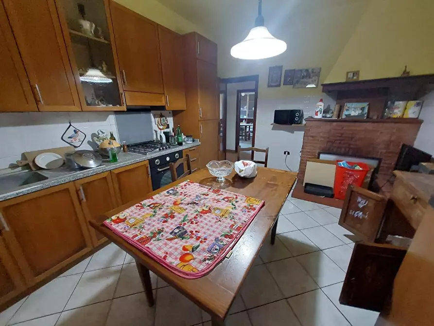 Immagine 10 di Rustico / casale in vendita  a Ponsacco