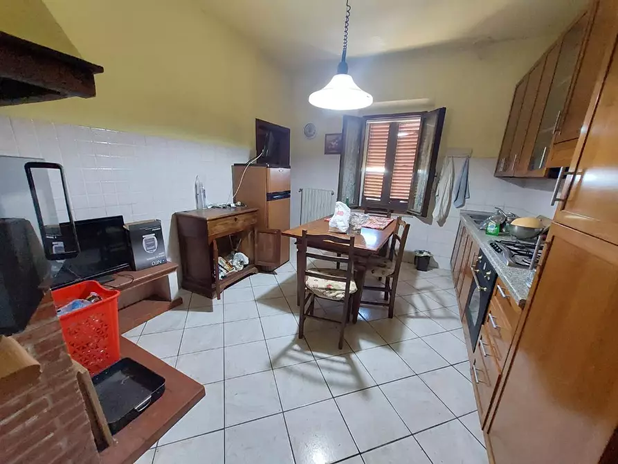 Immagine 9 di Rustico / casale in vendita  a Ponsacco