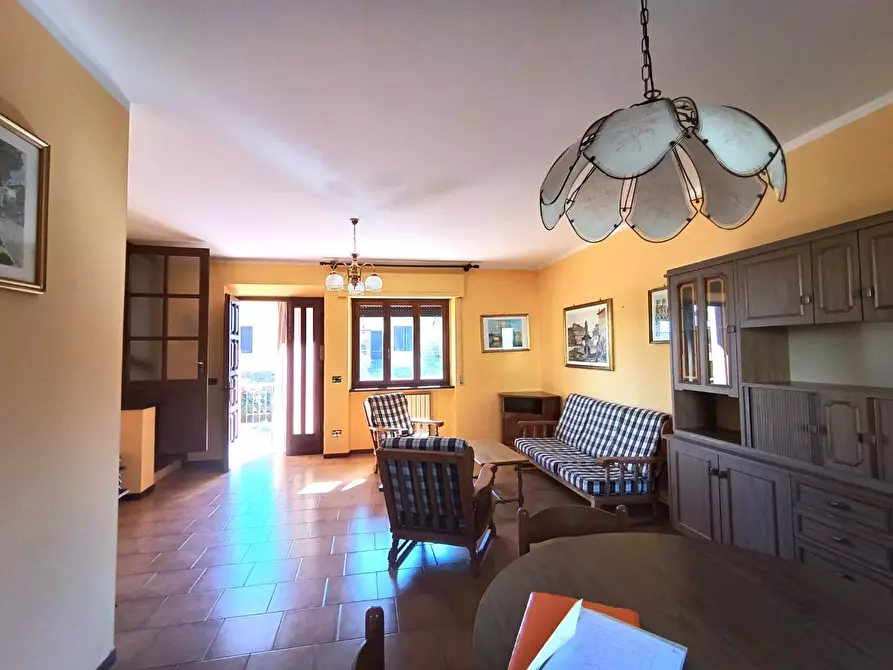 Immagine 3 di Villetta a schiera in vendita  a Barga