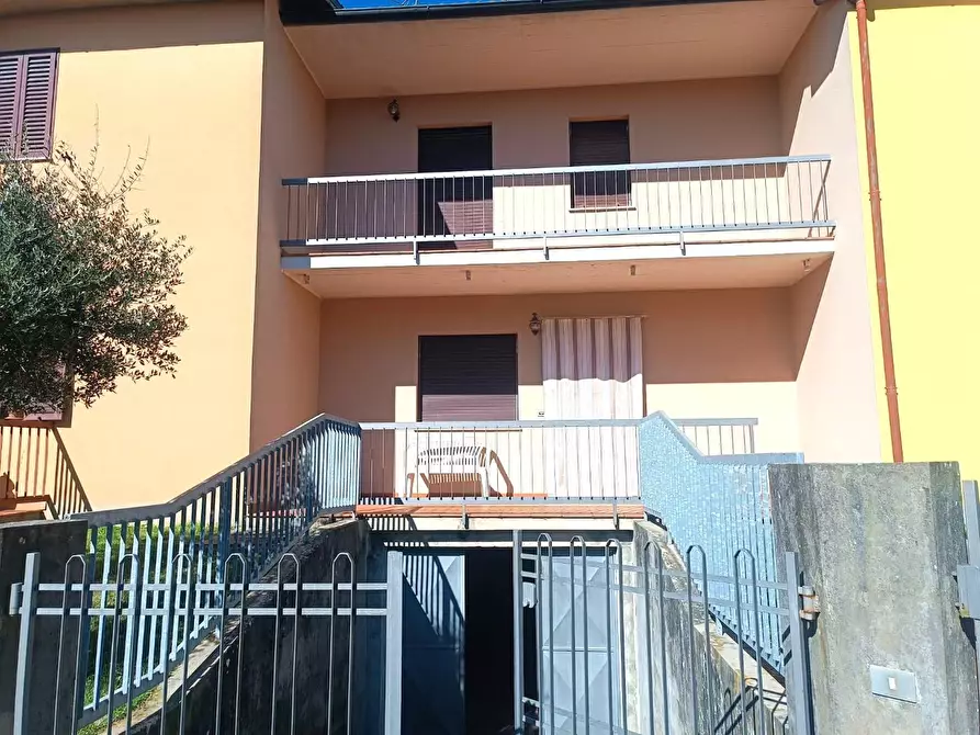 Immagine 29 di Villetta a schiera in vendita  a Barga