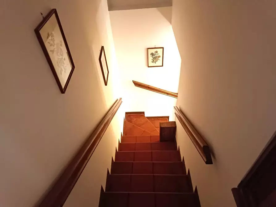 Immagine 11 di Villetta a schiera in vendita  a Barga