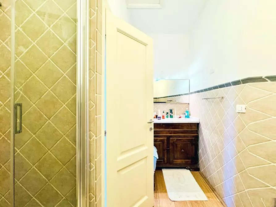 Immagine 11 di Casa indipendente in vendita  a Pietrasanta