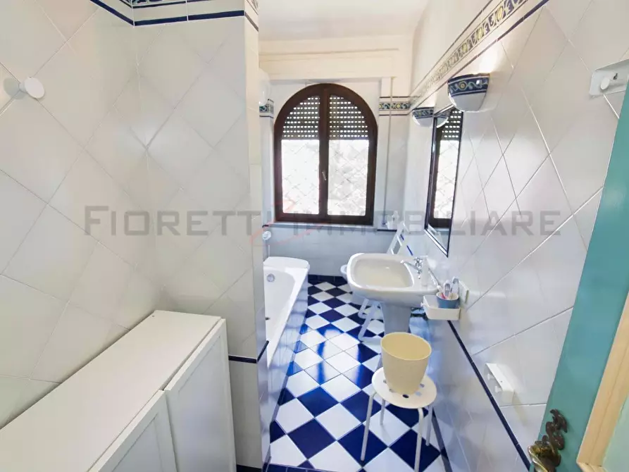 Immagine 23 di Villa in vendita  a Piombino