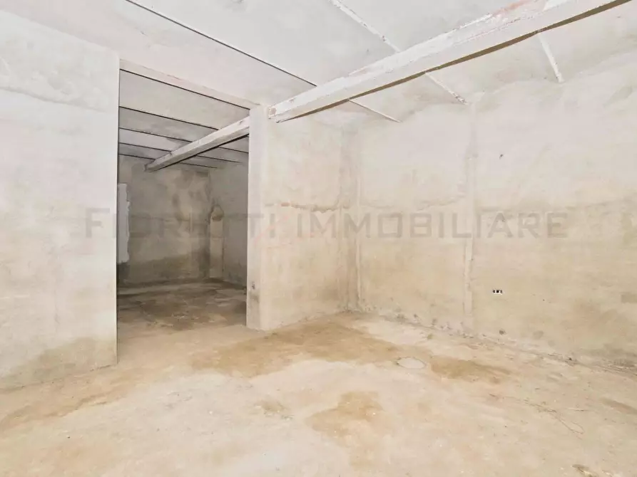 Immagine 51 di Villa in vendita  a Piombino