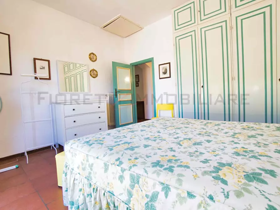 Immagine 27 di Villa in vendita  a Piombino