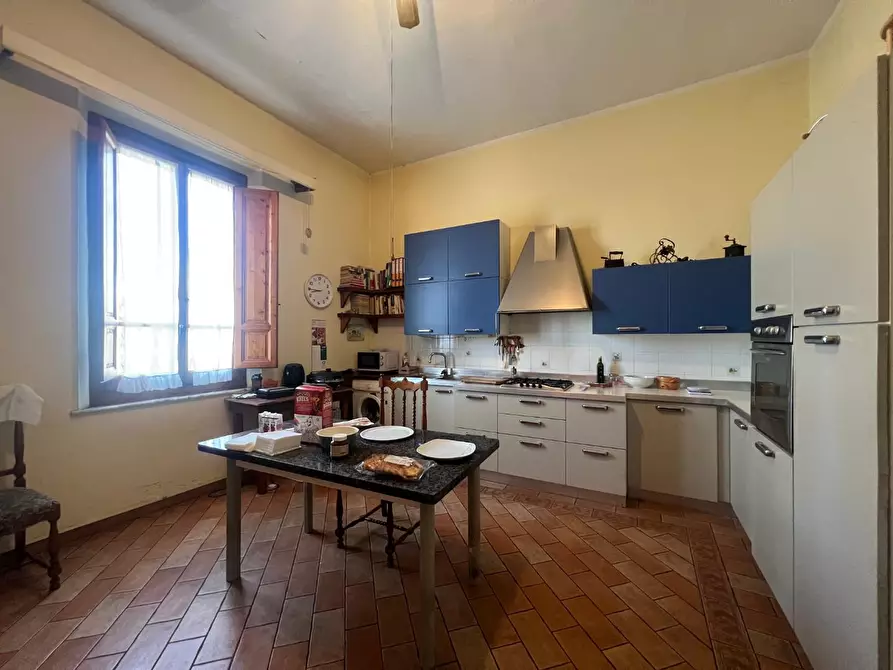 Immagine 4 di Villa in vendita  a Vinci