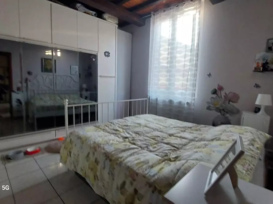 Immagine 21 di Appartamento in vendita  a Livorno