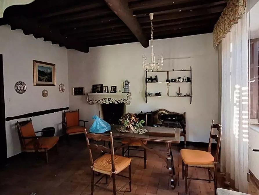 Immagine 13 di Villa in vendita  a Borgo A Mozzano