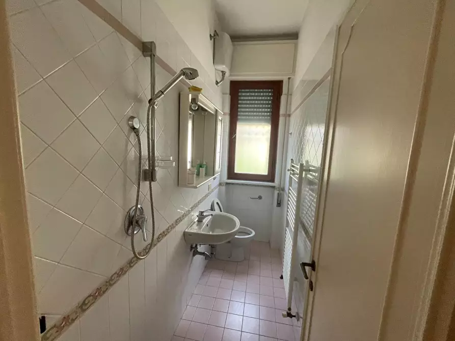 Immagine 6 di Villa in vendita  a Pietrasanta