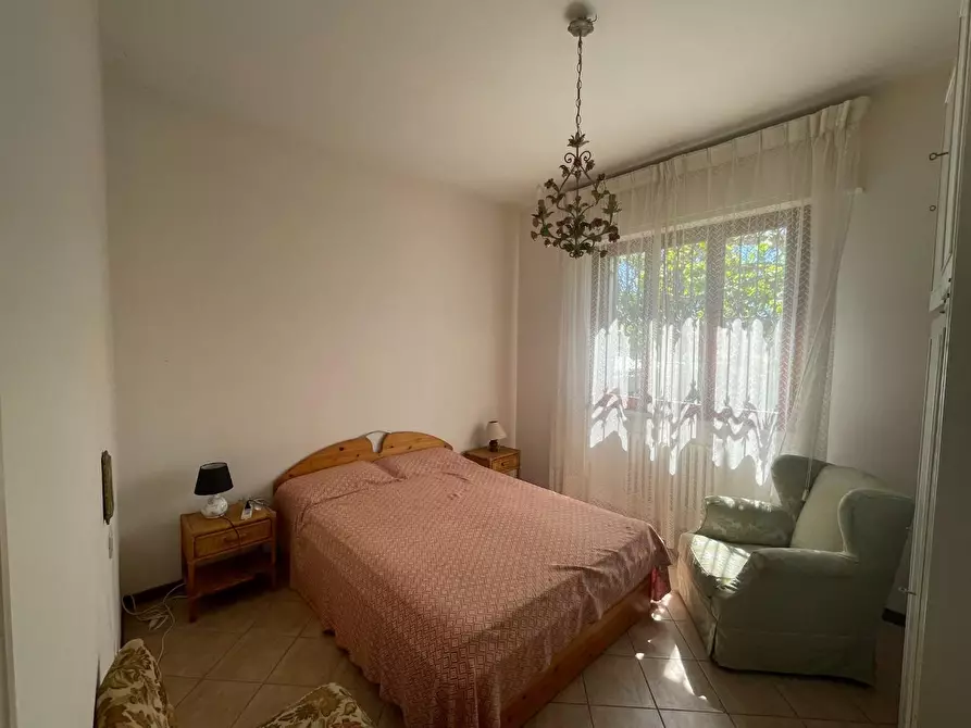 Immagine 5 di Villa in vendita  a Pietrasanta