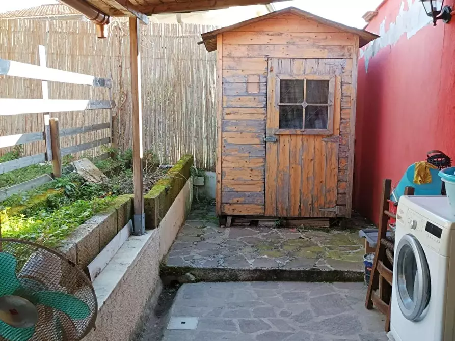 Immagine 139 di Casa colonica in vendita  a Camaiore