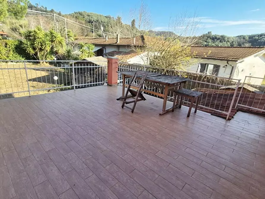 Immagine 88 di Casa colonica in vendita  a Camaiore