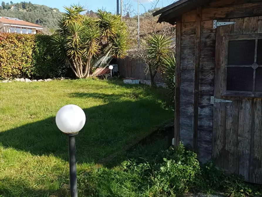 Immagine 141 di Casa colonica in vendita  a Camaiore