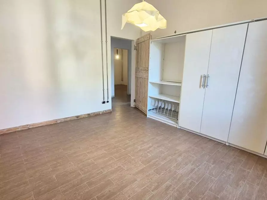 Immagine 107 di Casa colonica in vendita  a Camaiore