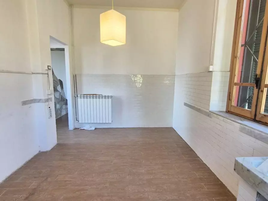 Immagine 85 di Casa colonica in vendita  a Camaiore