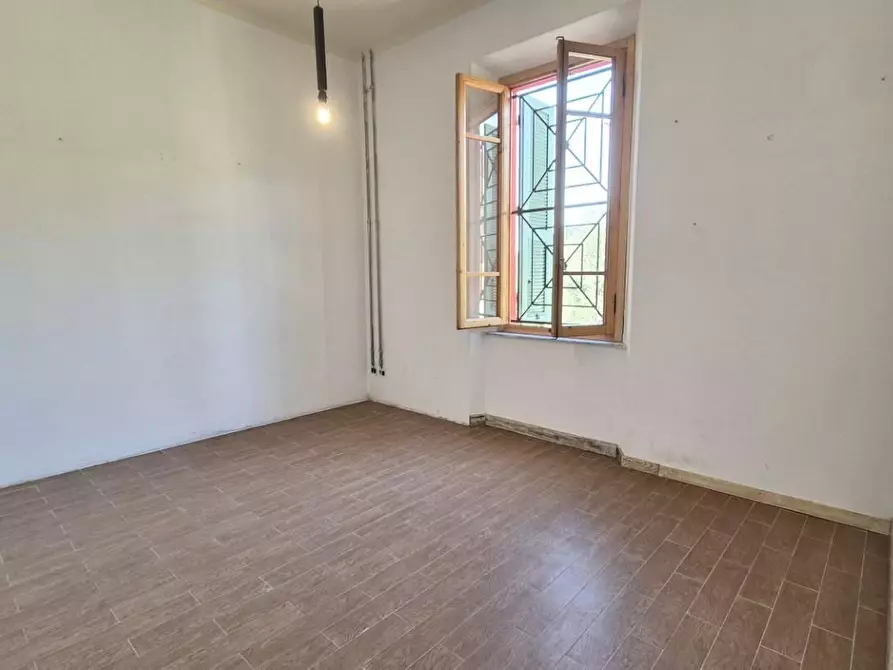 Immagine 111 di Casa colonica in vendita  a Camaiore